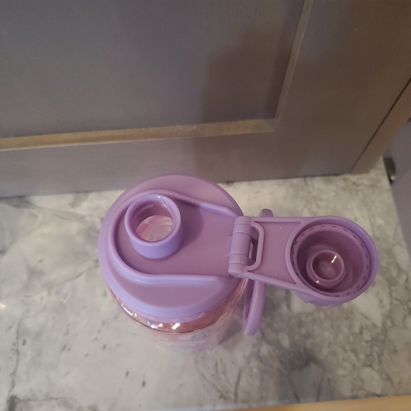 Brand new rainbow water bottle - Picture 2 of 5